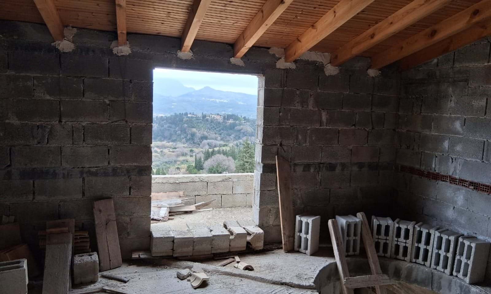 Listing photograph 6 of 9 of the house in Karousades, published by Corfu Home Finders.