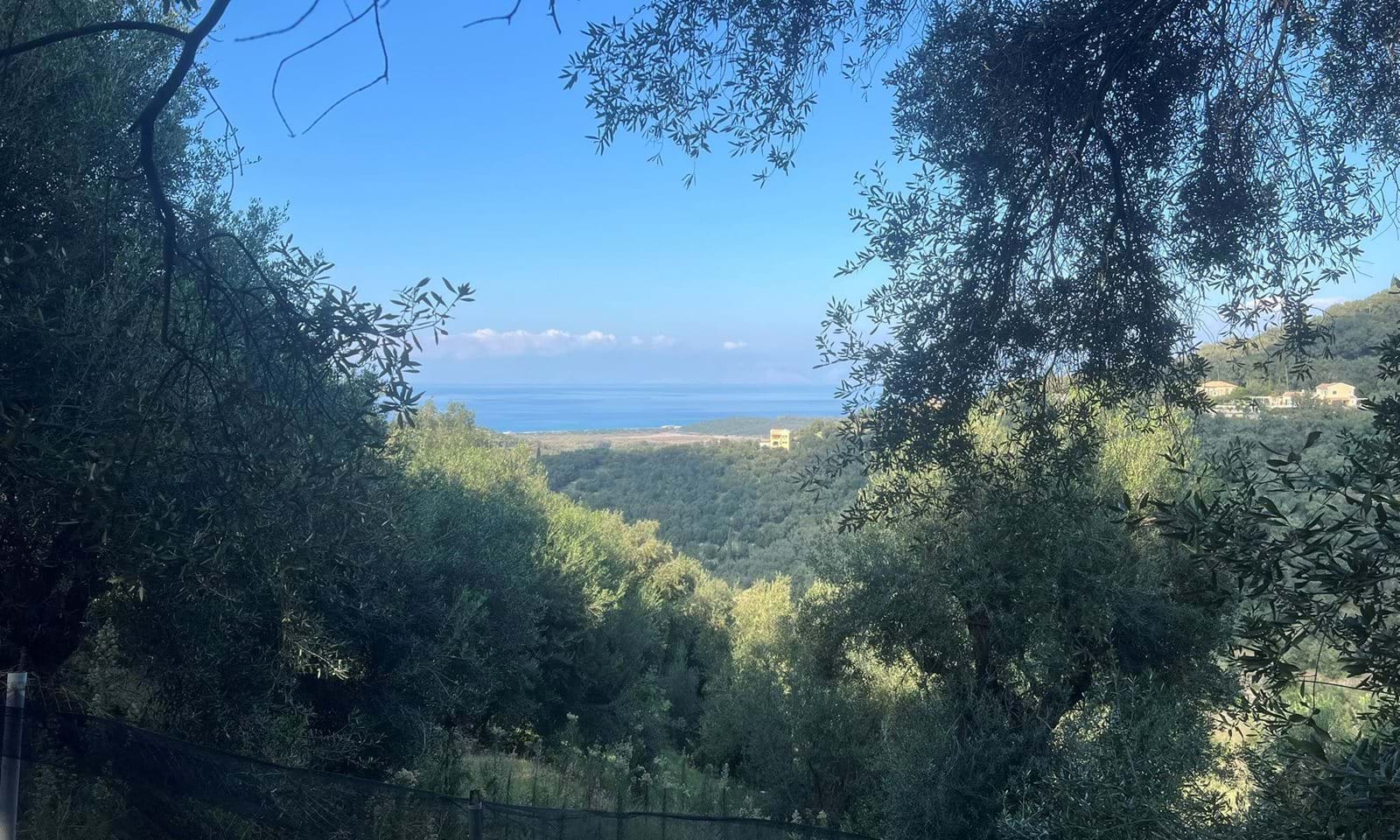 Listing photograph 1 of 7 of the land in Agios Martinos, published by Corfu Home Finders.