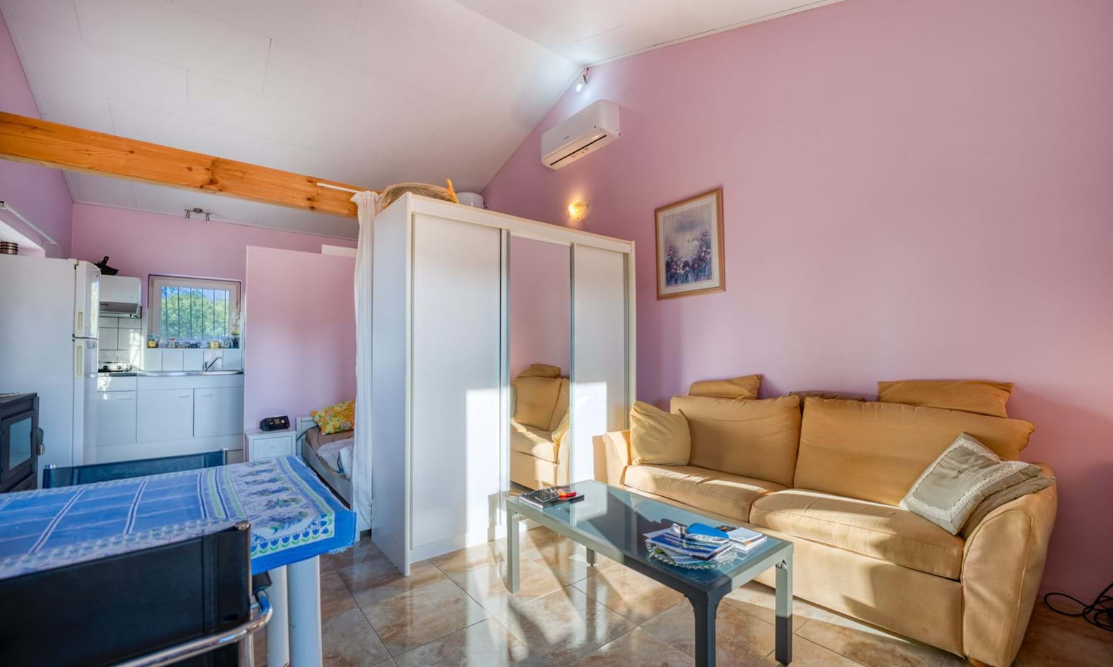 Listing photograph 19 of 24 of the house in Klimatia, published by Corfu Home Finders.