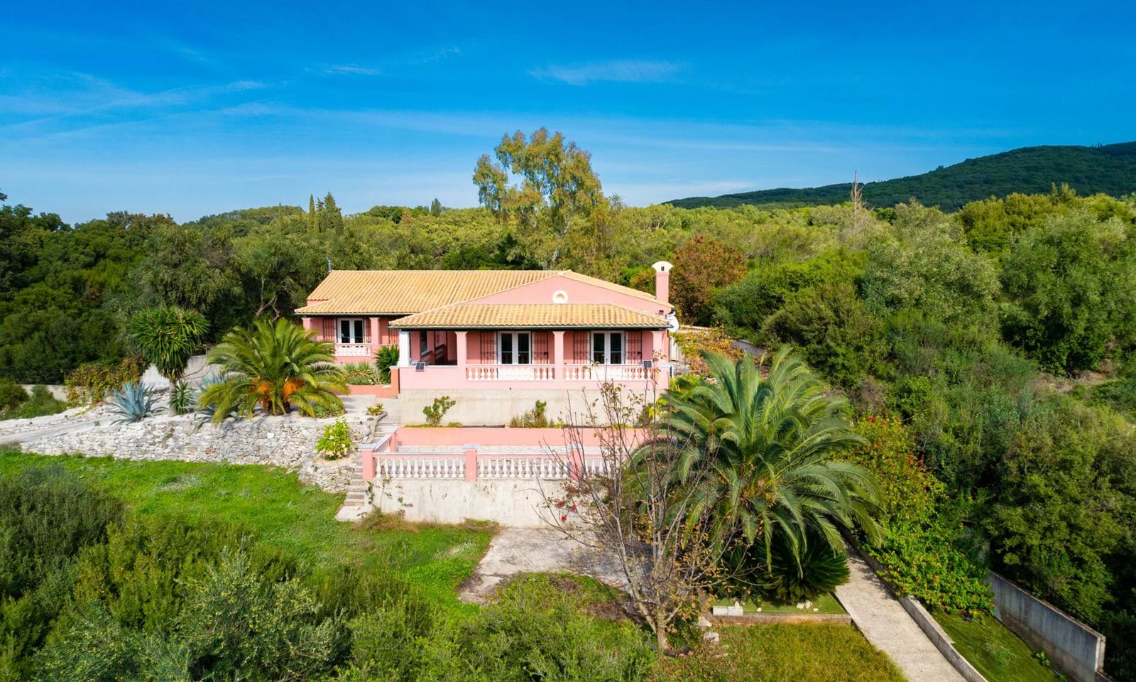 Listing photograph 4 of 24 of the house in Klimatia, published by Corfu Home Finders.