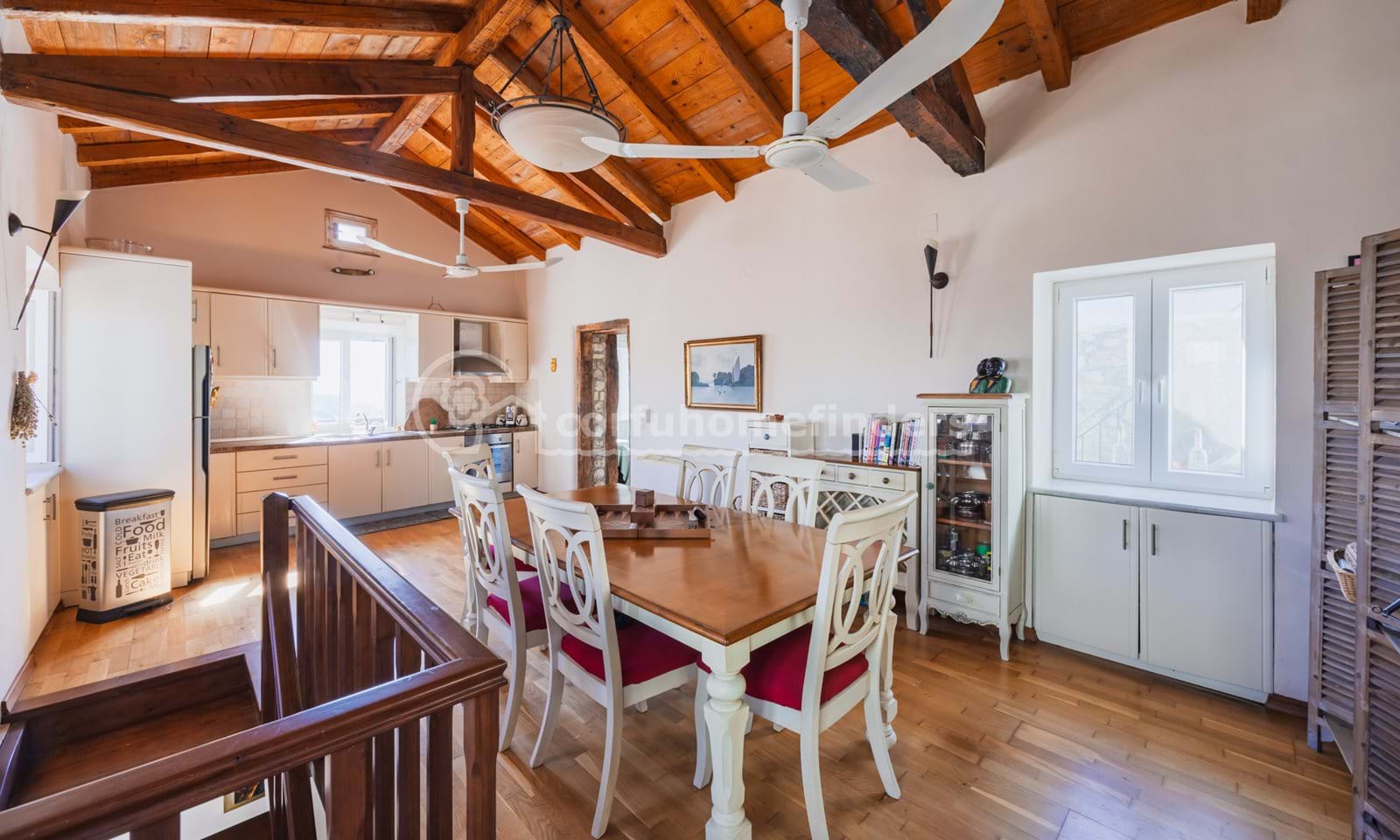 Listing photograph 7 of 16 of the house in Doukades, published by Corfu Home Finders.