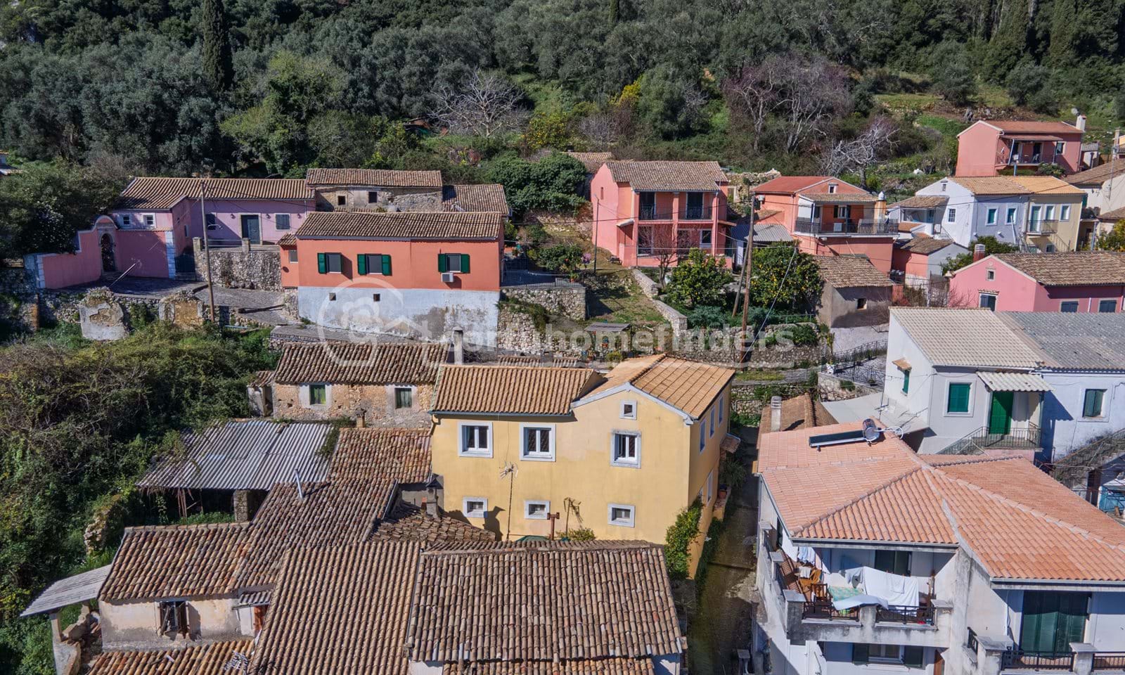 Listing photograph 15 of 16 of the house in Doukades, published by Corfu Home Finders.