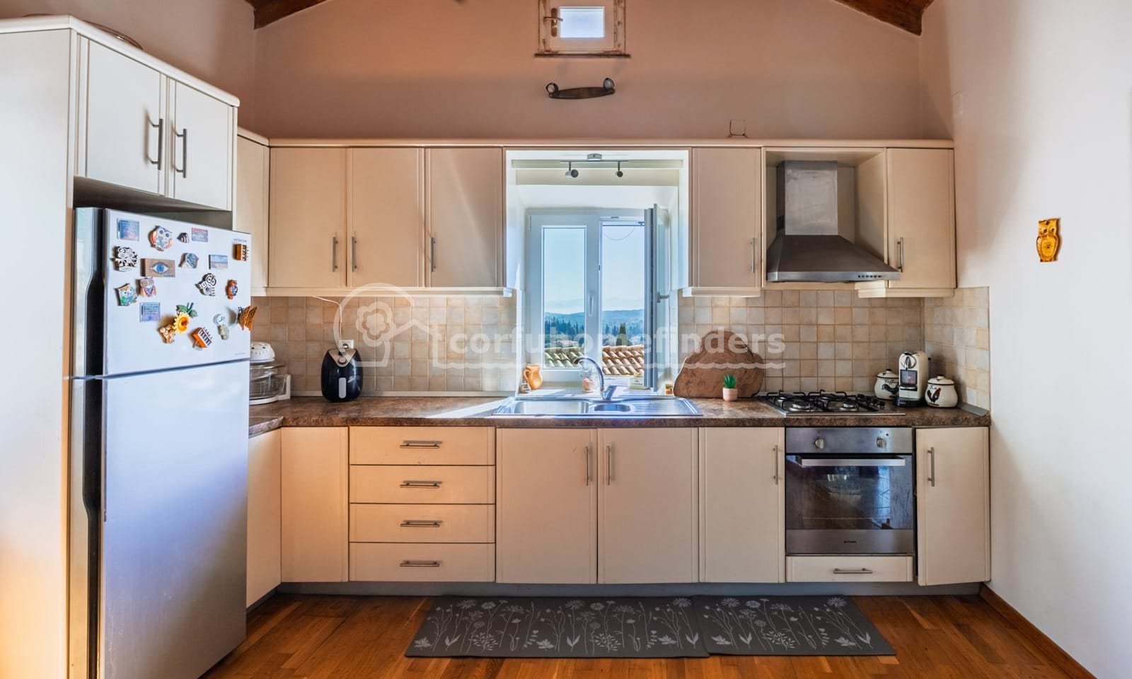 Listing photograph 5 of 16 of the house in Doukades, published by Corfu Home Finders.