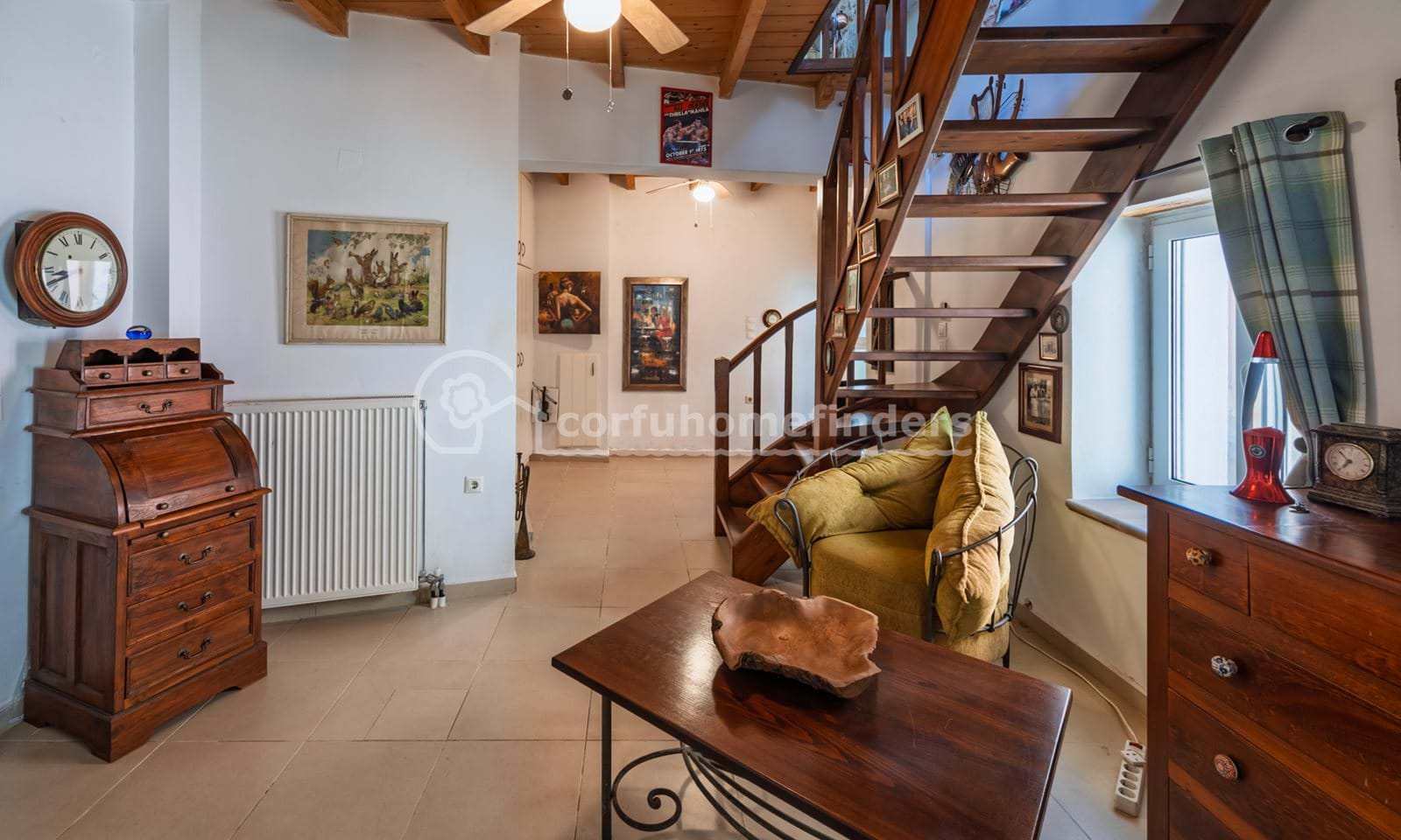 Listing photograph 10 of 16 of the house in Doukades, published by Corfu Home Finders.