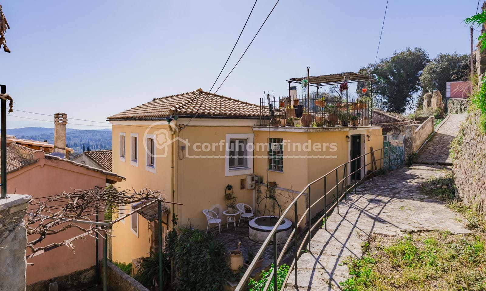 Listing photograph 1 of 16 of the house in Doukades, published by Corfu Home Finders.