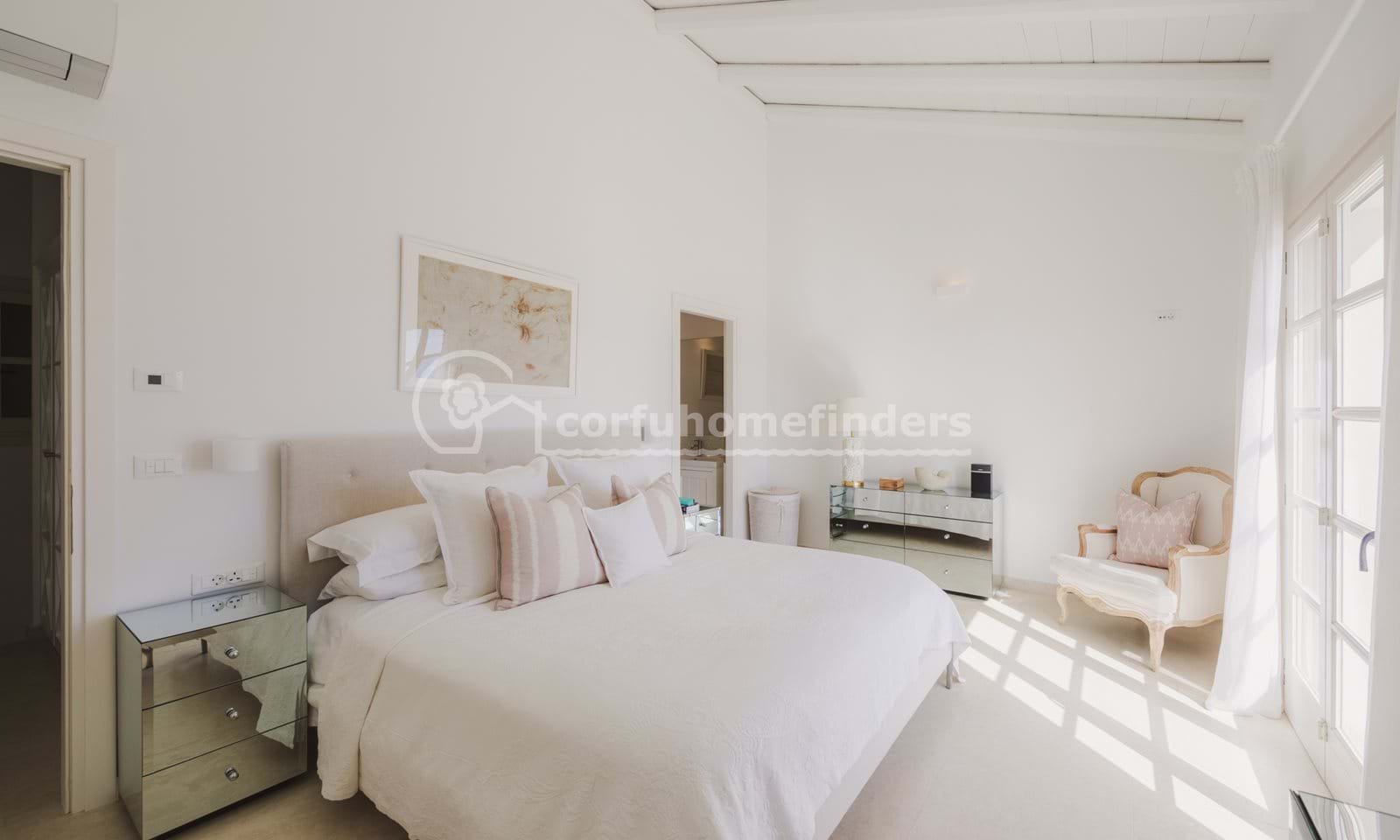 Listing photograph 22 of 31 of the house in Kassiopi, published by Corfu Home Finders.