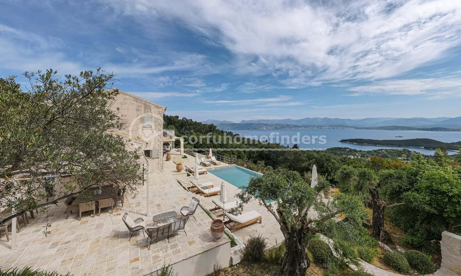Listing photograph 2 of 31 of the house in Kassiopi, published by Corfu Home Finders.