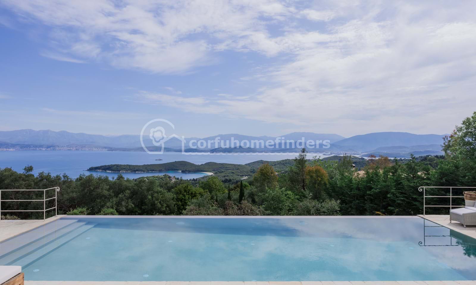 Listing photograph 6 of 31 of the house in Kassiopi, published by Corfu Home Finders.