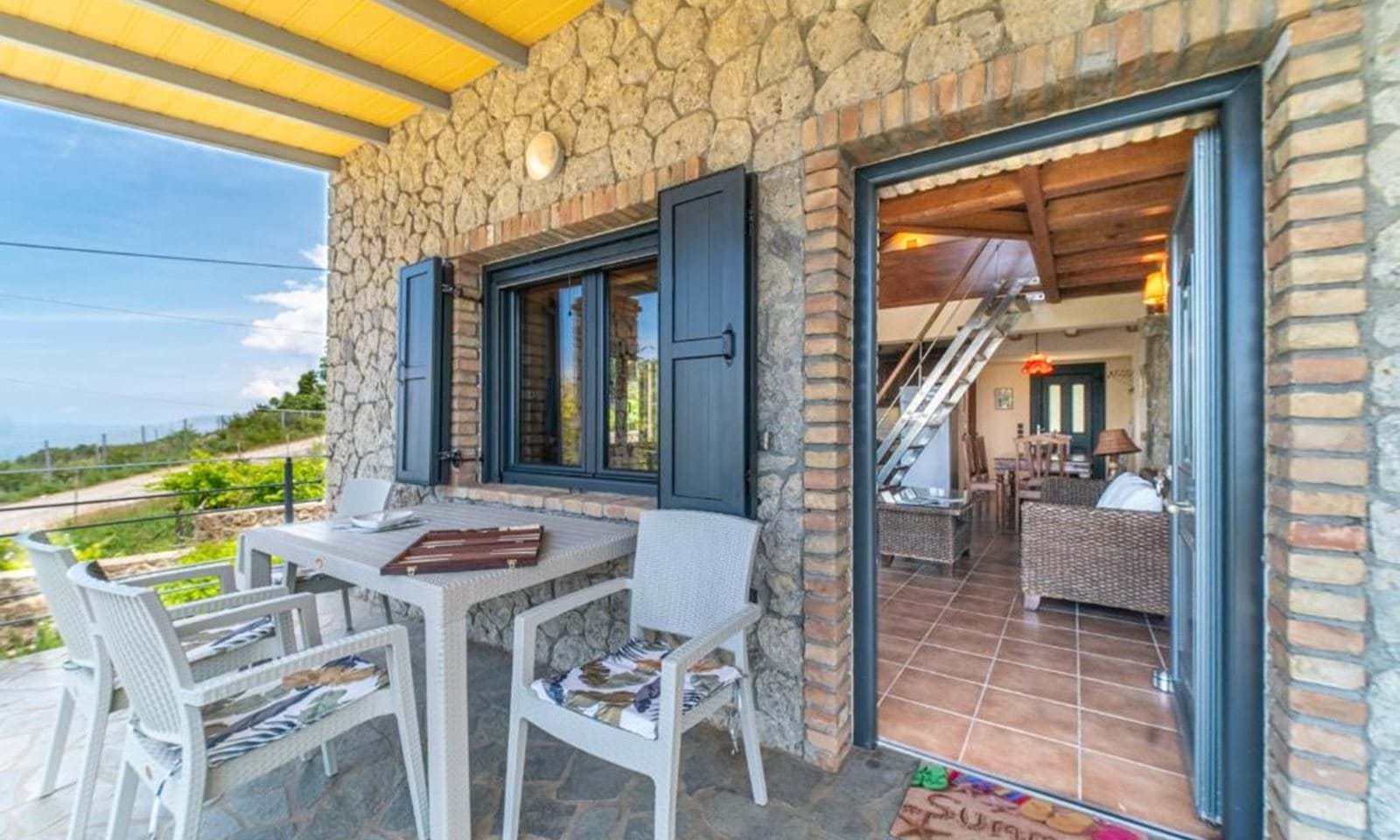Listing photograph 16 of 19 of the house in Paramonas, published by Corfu Home Finders.