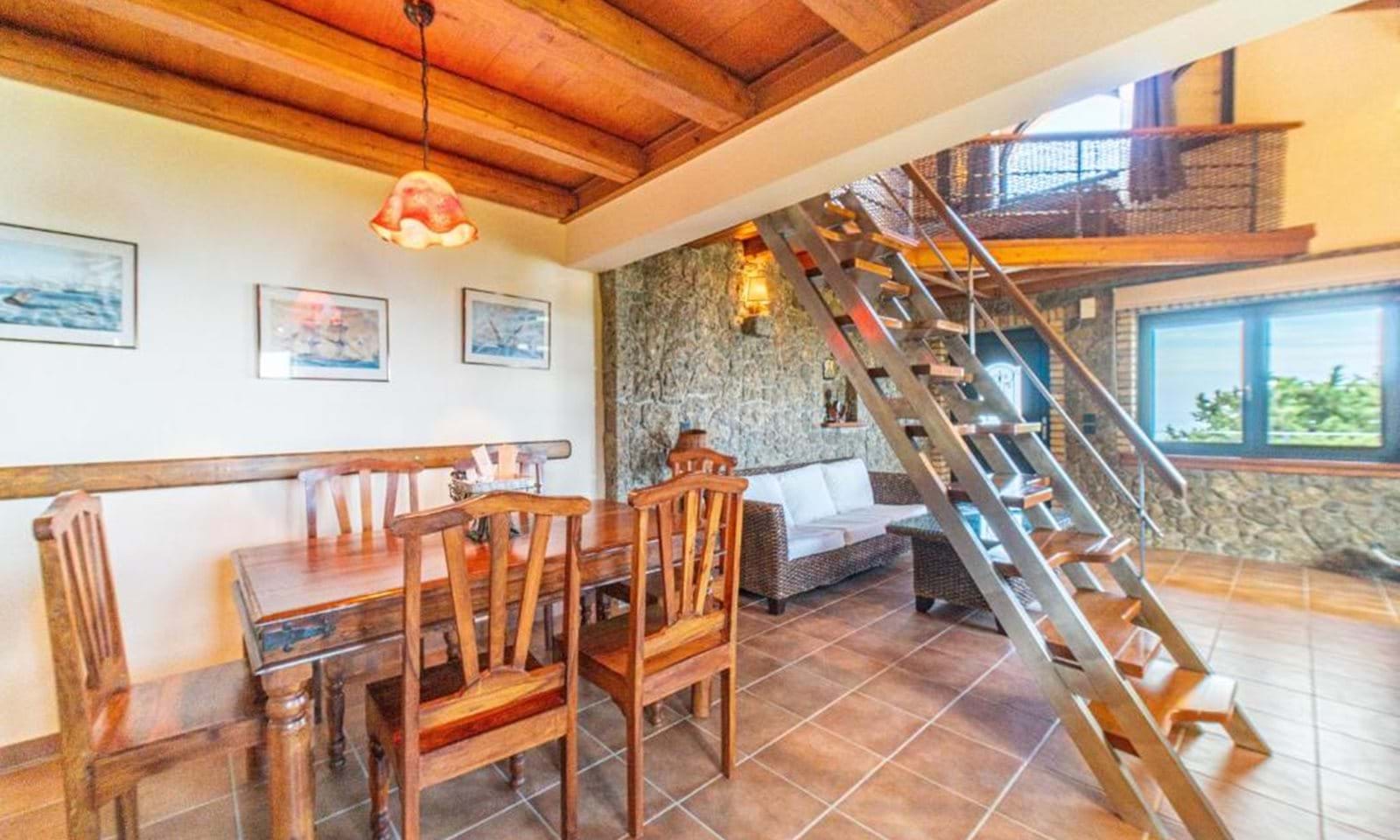 Listing photograph 6 of 19 of the house in Paramonas, published by Corfu Home Finders.