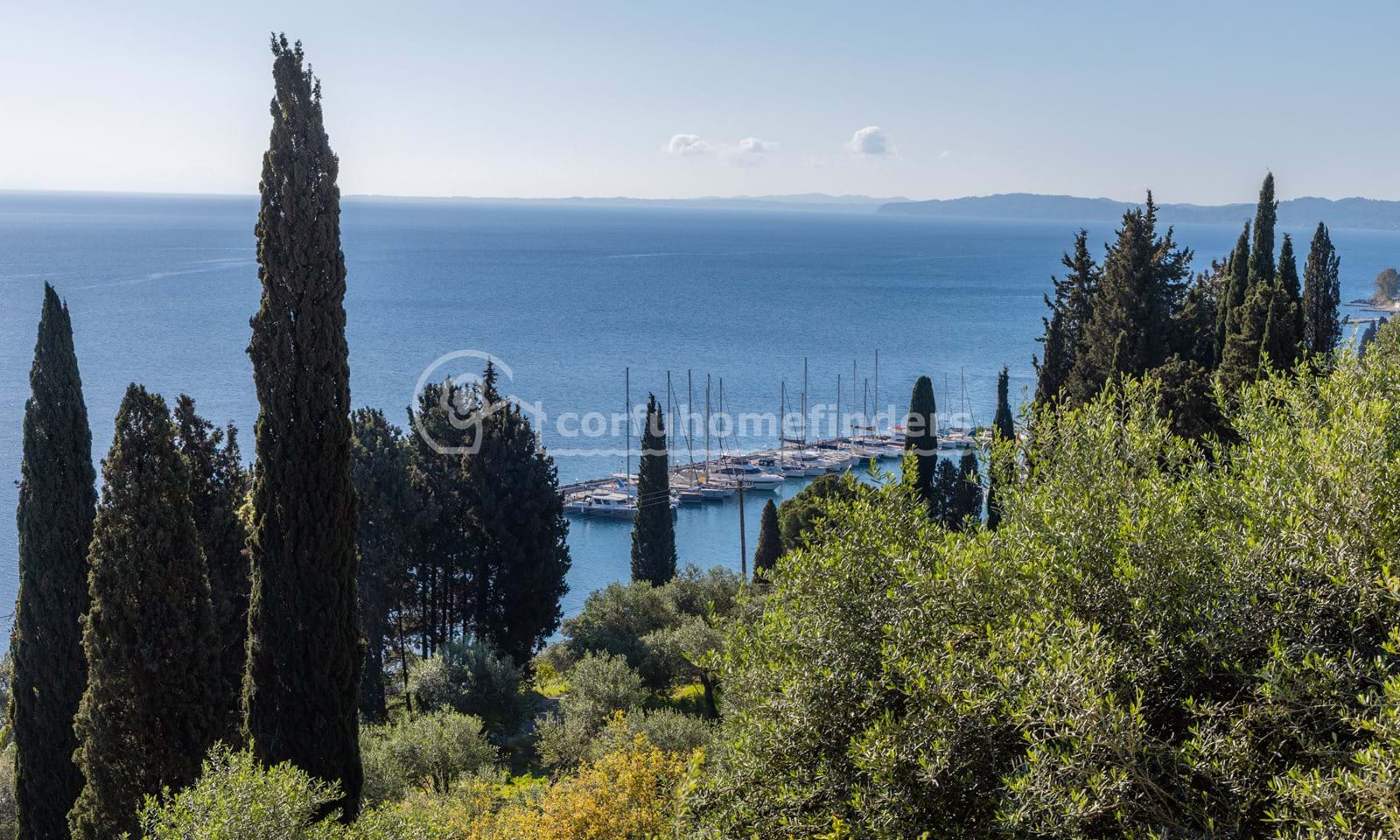 Listing photograph 1 of 13 of the house in Benitses, published by Corfu Home Finders.
