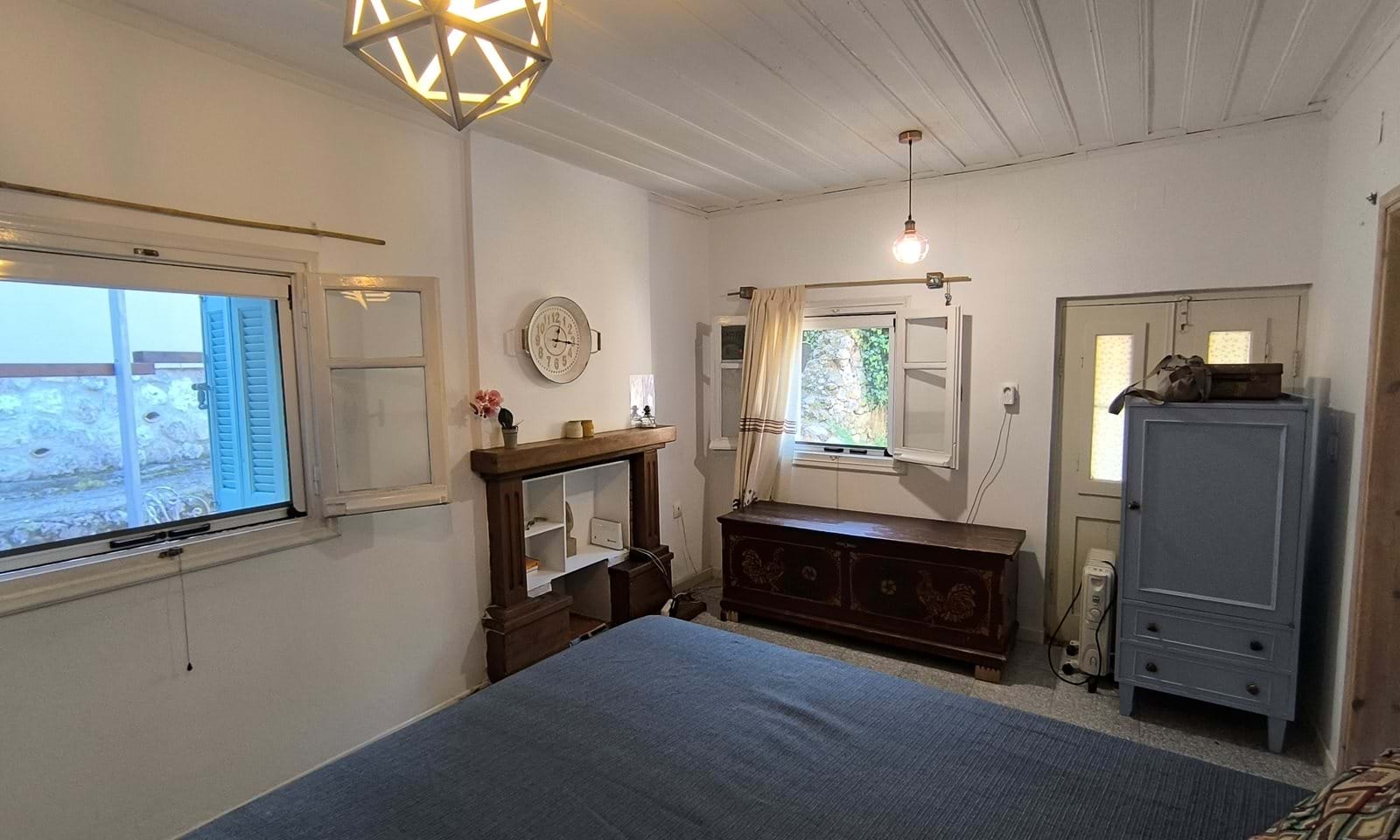 Listing photograph 9 of 12 of the house in Doukades, published by Corfu Home Finders.