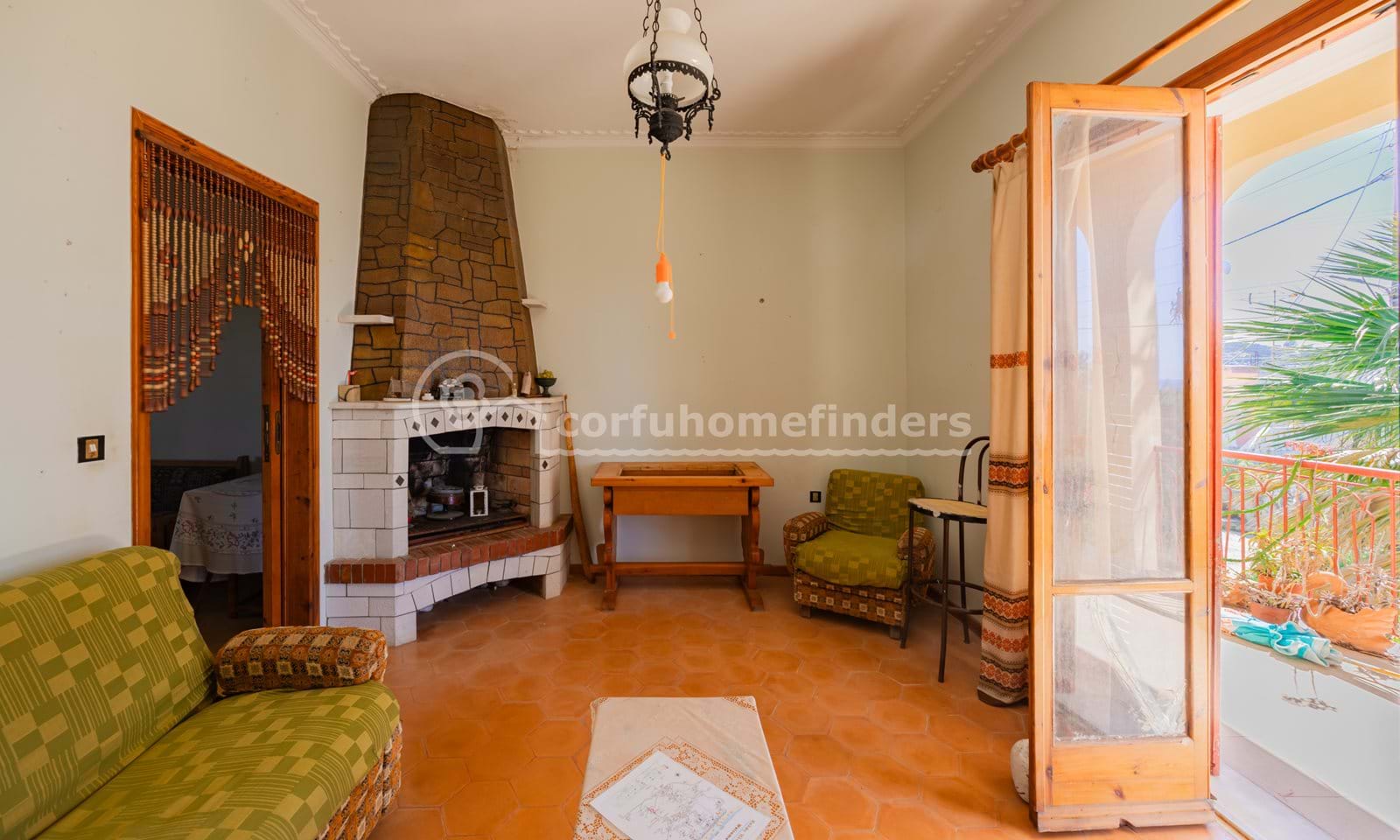 Listing photograph 9 of 15 of the house in Arilas, published by Corfu Home Finders.