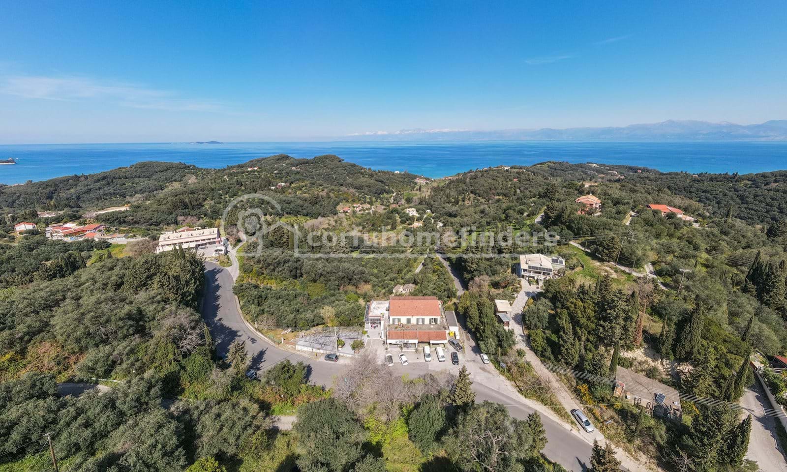 Listing photograph 2 of 15 of the house in Karousades, published by Corfu Home Finders.