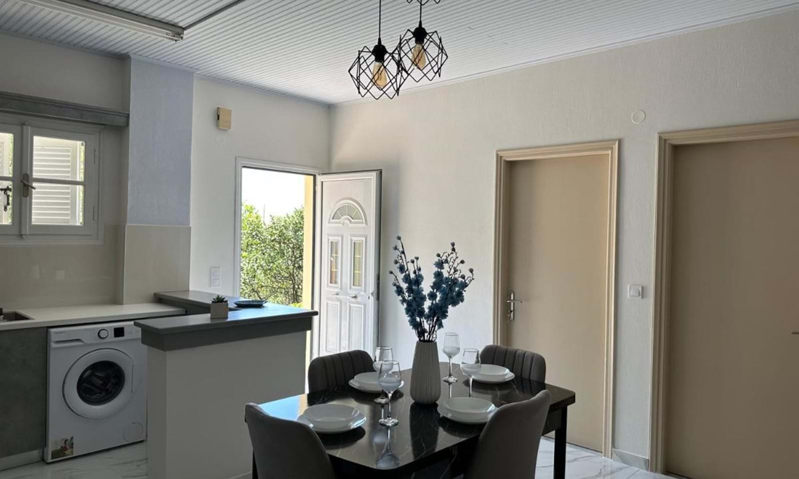 Listing photograph 8 of 15 of the house in Karousades, published by Corfu Home Finders.