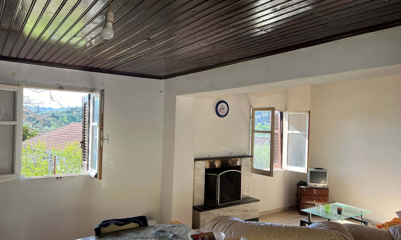 Listing photograph 8 of 15 of the house in Velonades, published by Corfu Home Finders.