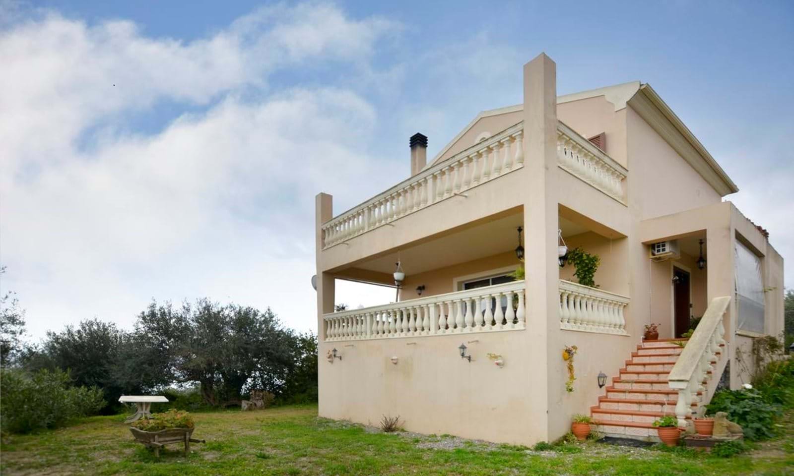 Listing photograph 2 of 19 of the house in Gastouri, published by Corfu Home Finders.