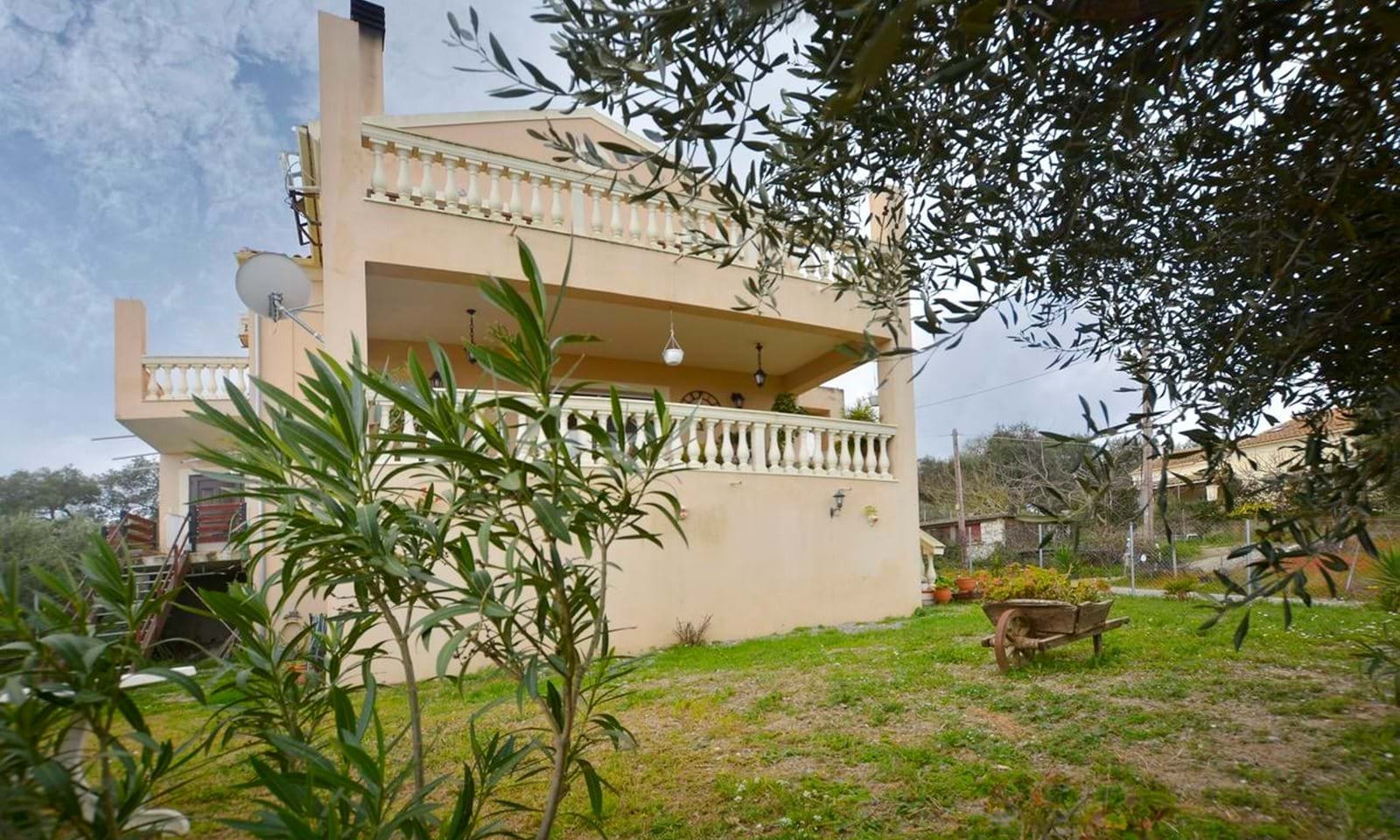 Listing photograph 19 of 19 of the house in Gastouri, published by Corfu Home Finders.