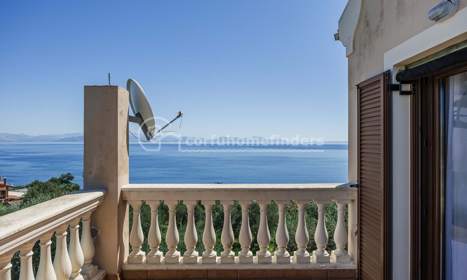 Listing photograph 13 of 19 of the house in Gastouri, published by Corfu Home Finders.