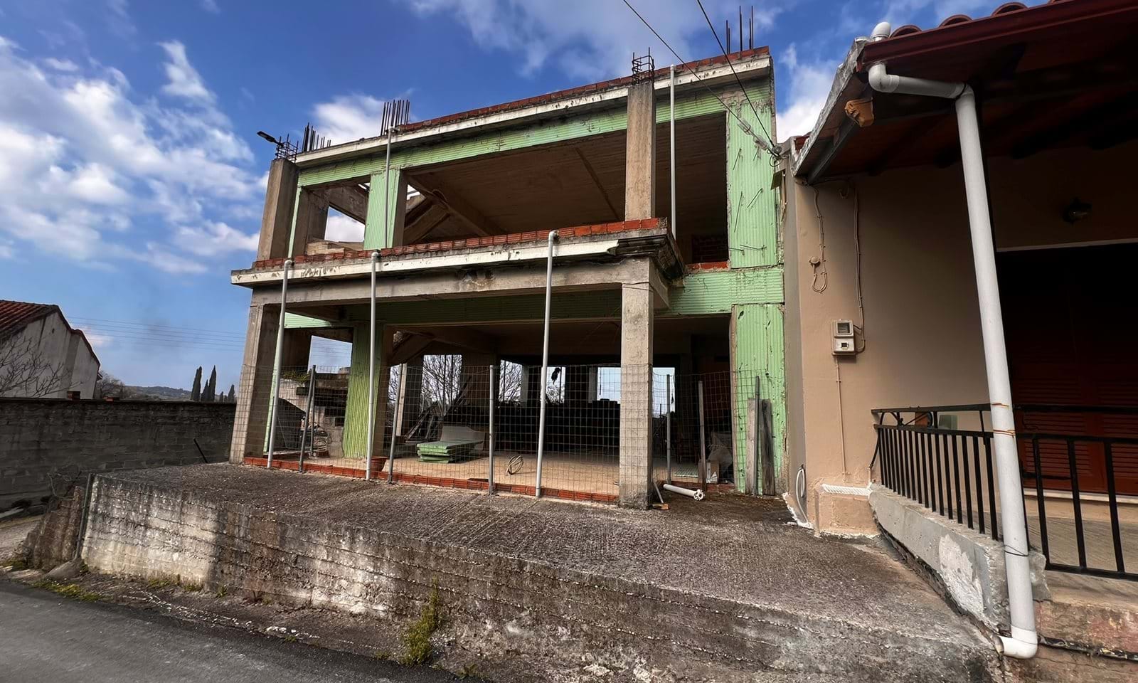 Listing photograph 2 of 5 of the house in Platonas, published by Corfu Home Finders.