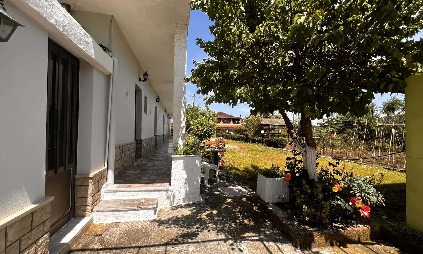 Listing photograph 3 of 20 of the apartment in Velonades, published by Corfu Home Finders.