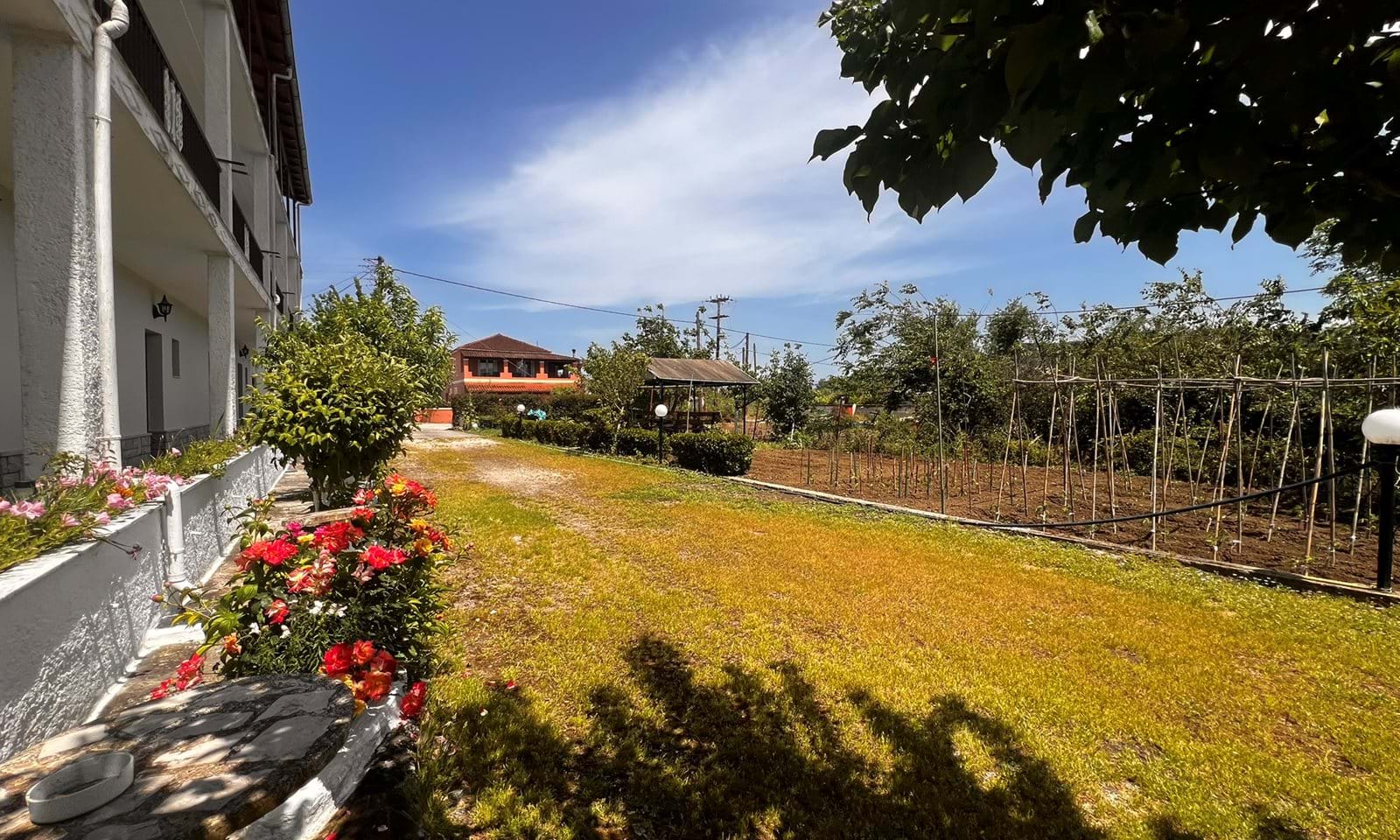 Listing photograph 18 of 20 of the apartment in Velonades, published by Corfu Home Finders.