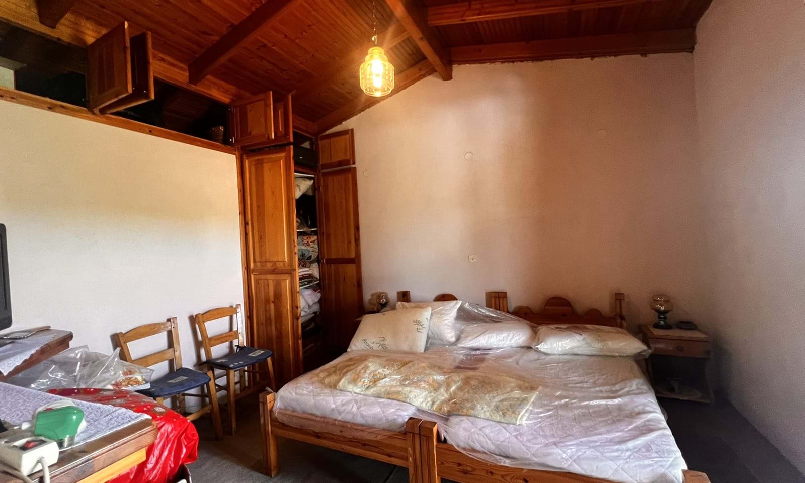 Listing photograph 13 of 20 of the apartment in Velonades, published by Corfu Home Finders.