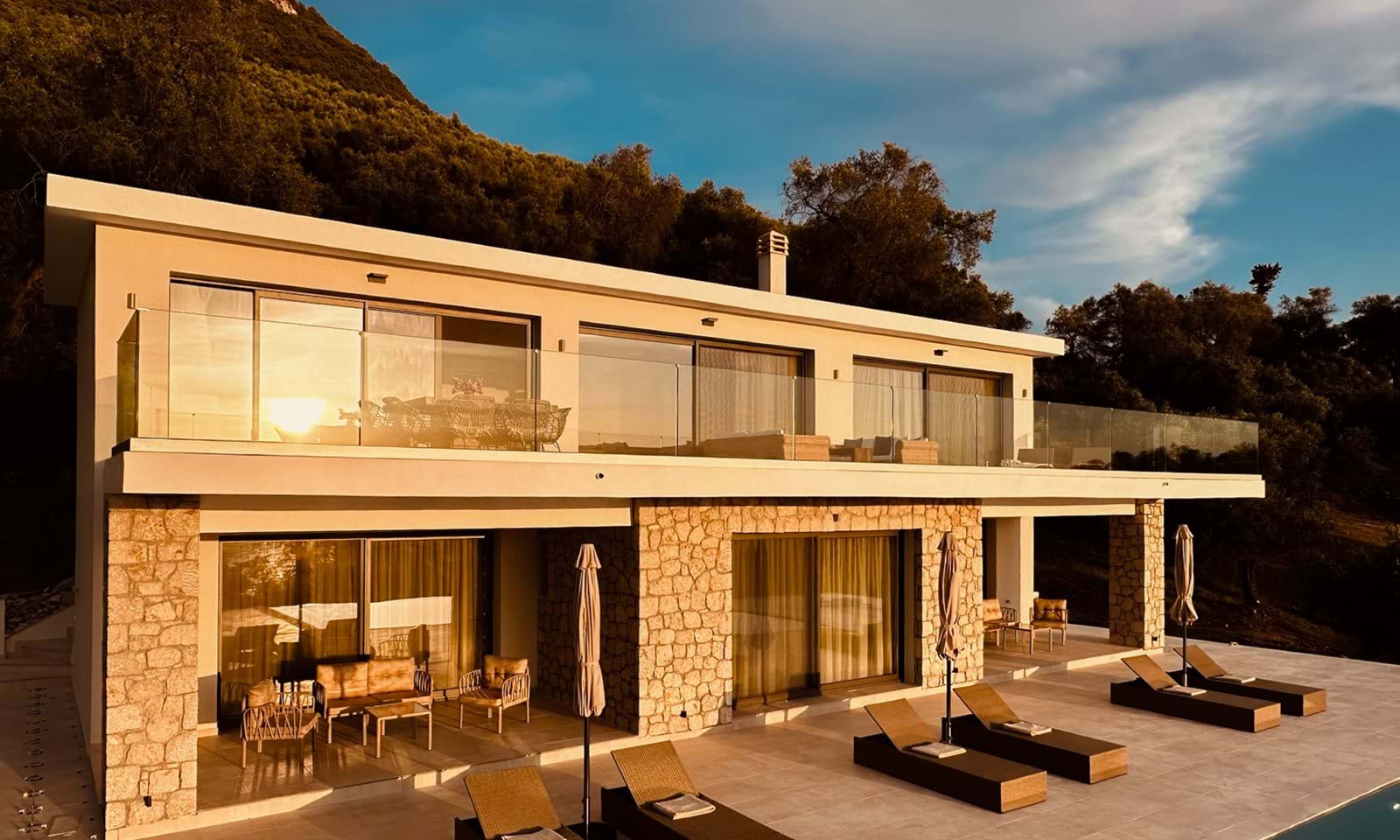 Listing photograph 27 of 28 of the house in Paramonas, published by Corfu Home Finders.