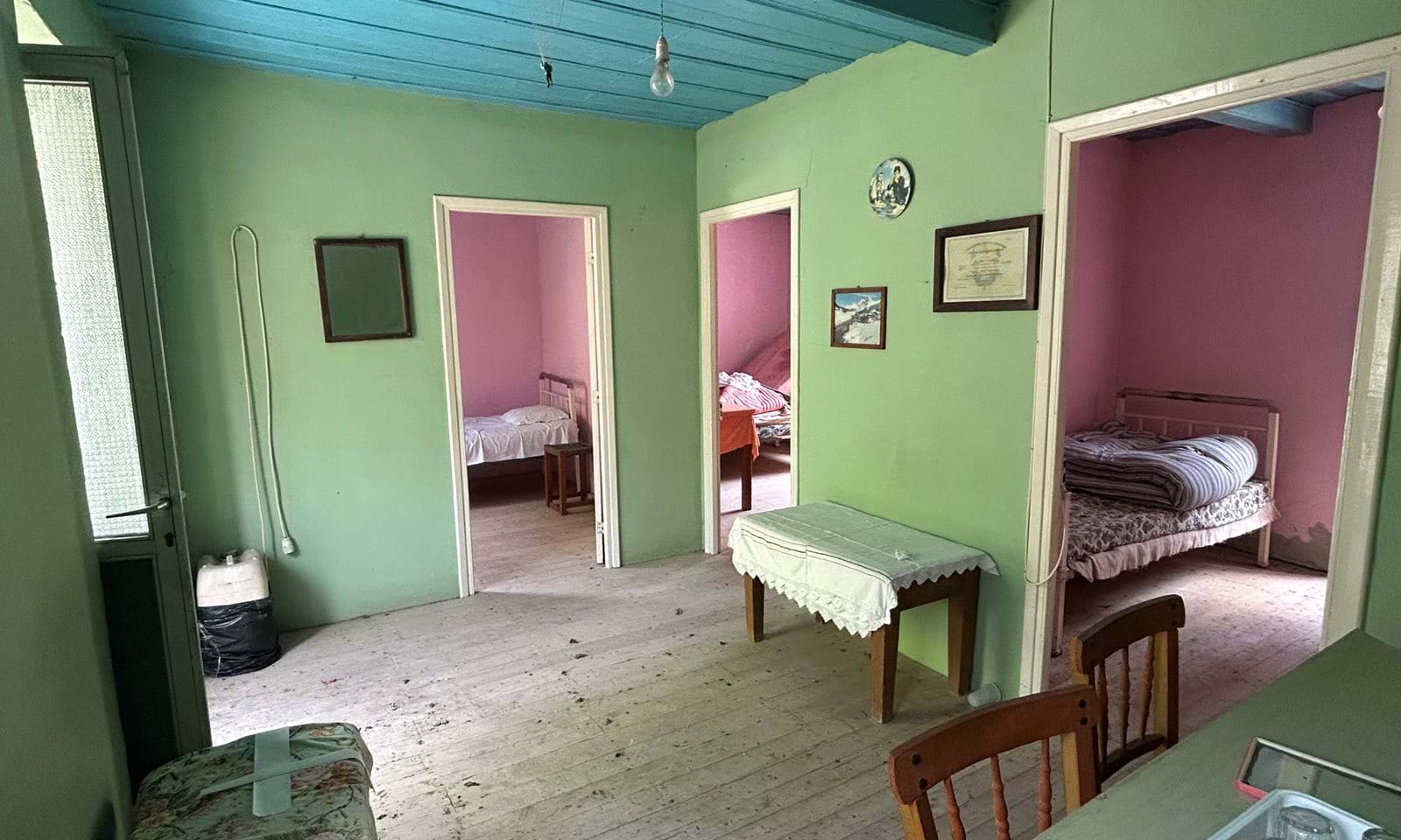 Listing photograph 6 of 12 of the house in Strinilas, published by Corfu Home Finders.