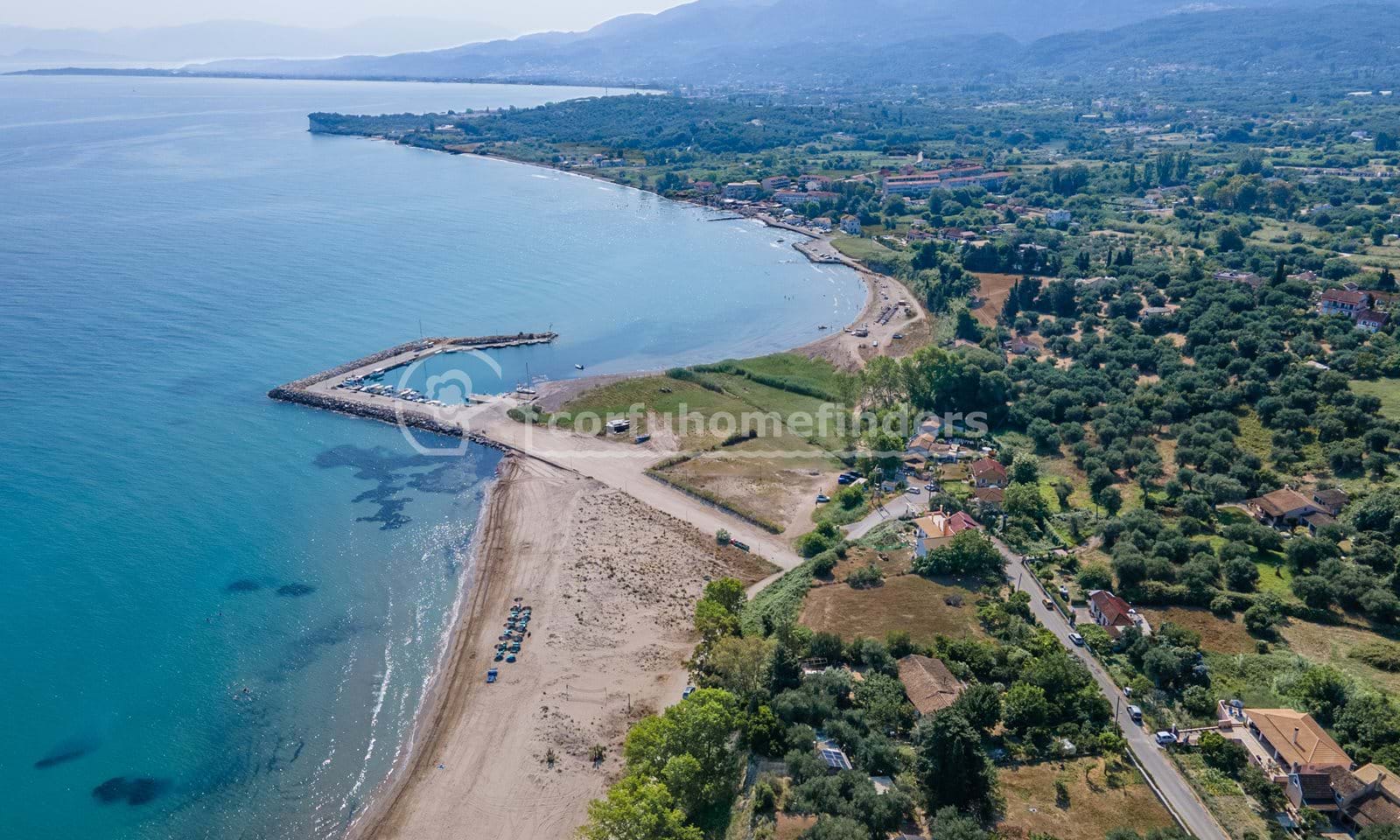 Listing photograph 18 of 19 of the house in Astrakeri, published by Corfu Home Finders.