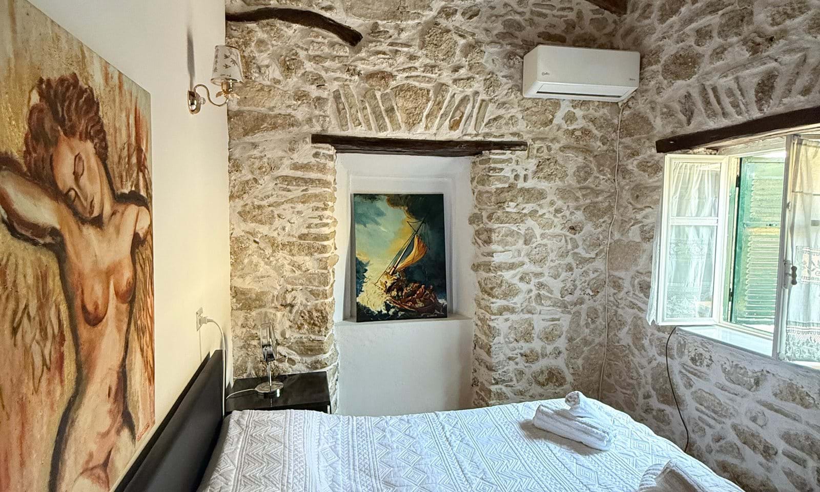 Listing photograph 8 of 10 of the house in Pagi, published by Corfu Home Finders.