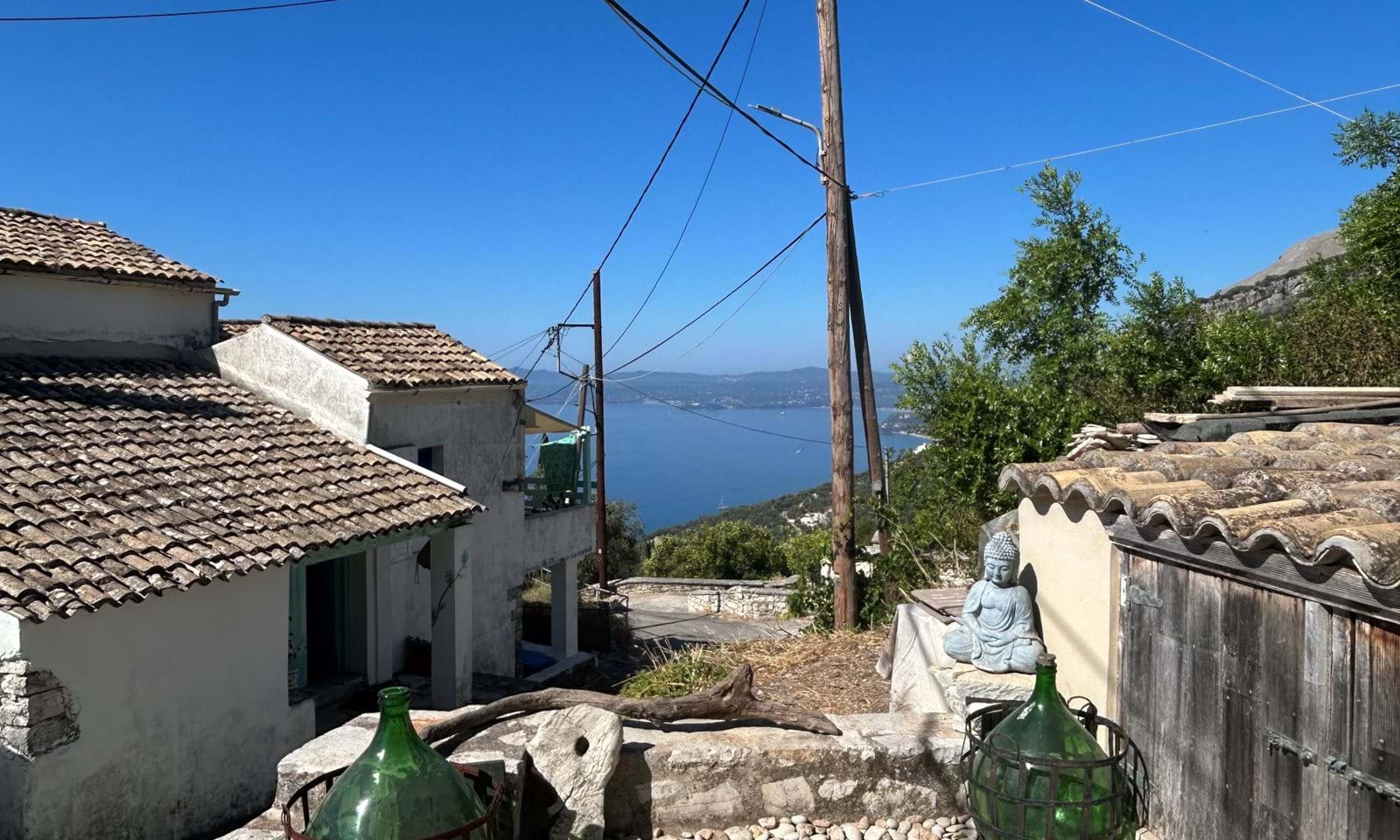 Listing photograph 13 of 14 of the house in Katavolos, published by Corfu Home Finders.