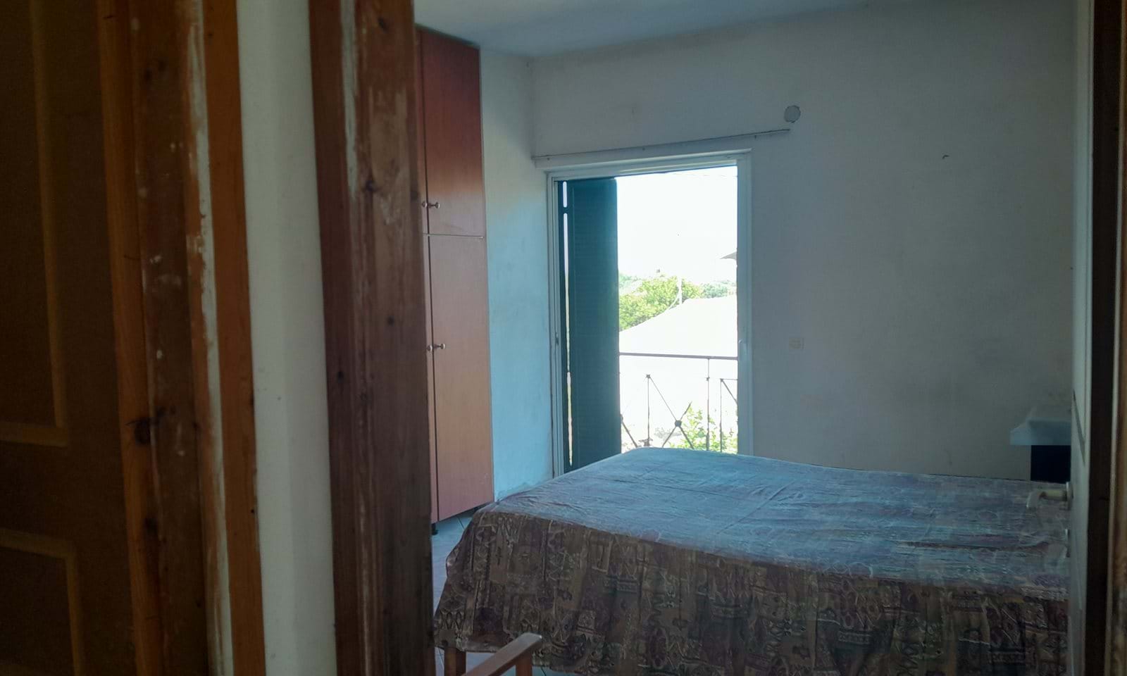 Listing photograph 7 of 10 of the house in Argirades, published by Corfu Home Finders.