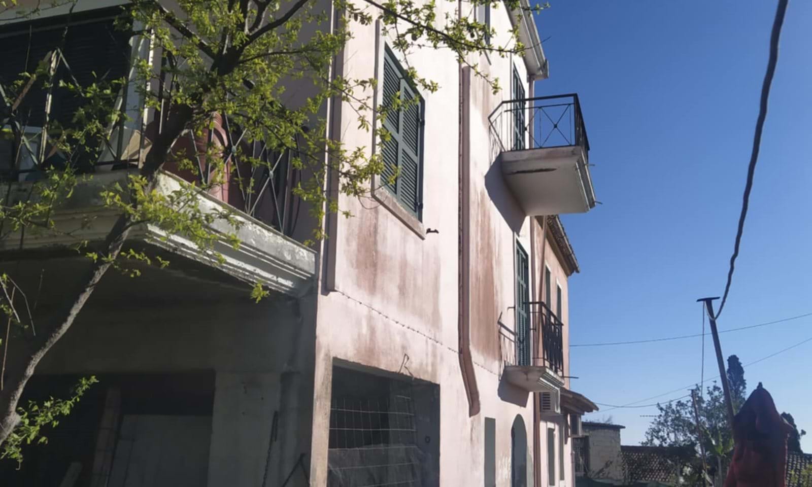 Listing photograph 9 of 10 of the house in Argirades, published by Corfu Home Finders.