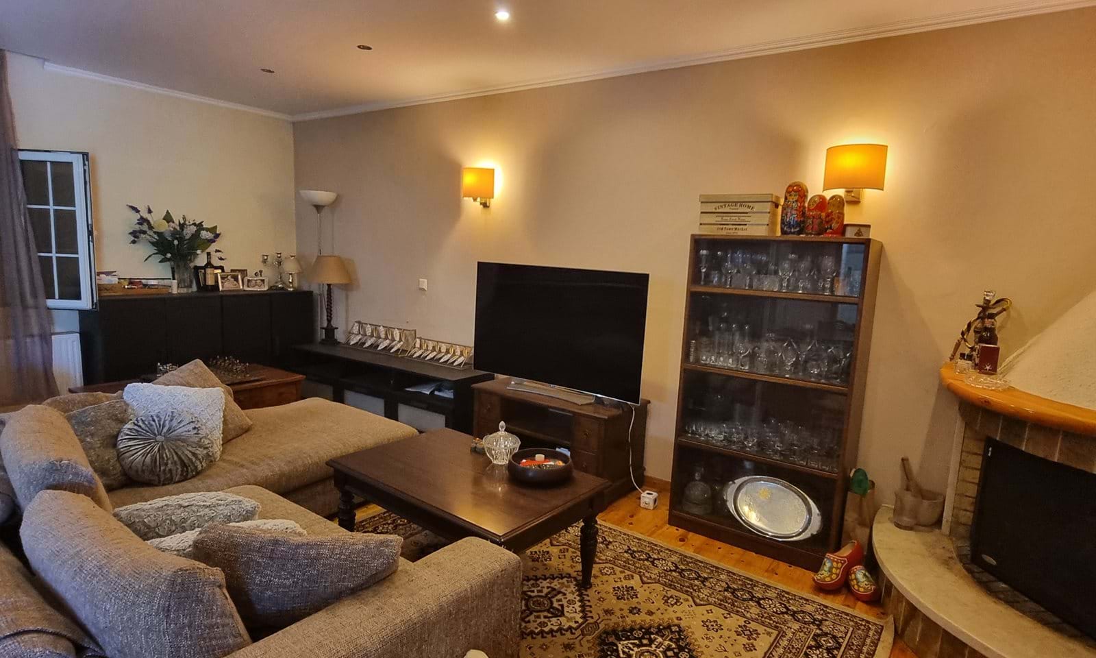 Listing photograph 2 of 13 of the apartment in Moraitika, published by Corfu Home Finders.
