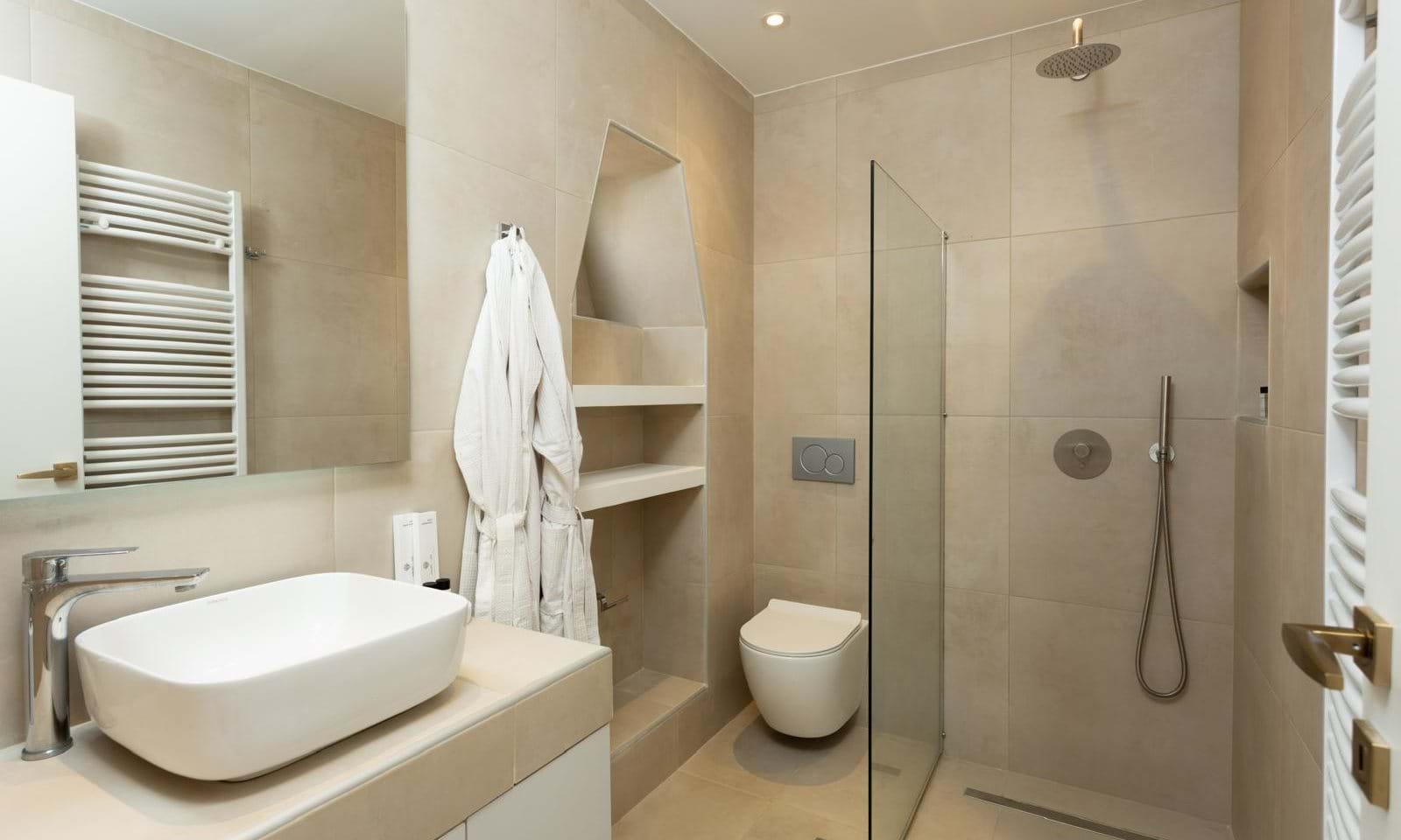 Listing photograph 12 of 12 of the apartment in Corfu Town, published by Corfu Home Finders.