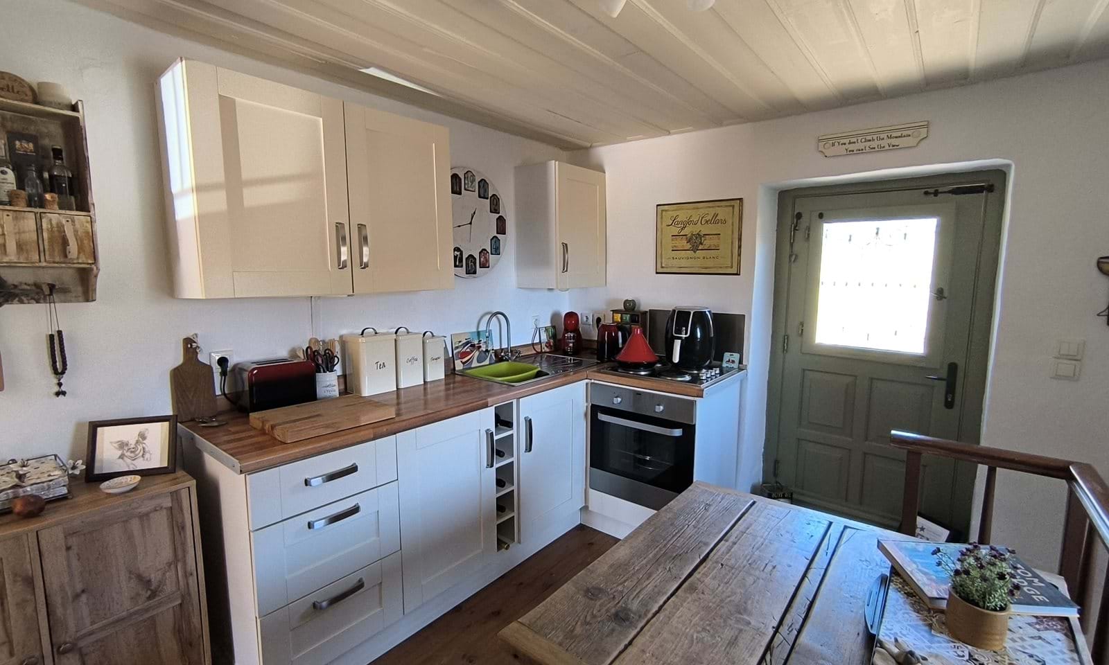 Listing photograph 5 of 17 of the house in Giannades, published by Corfu Home Finders.