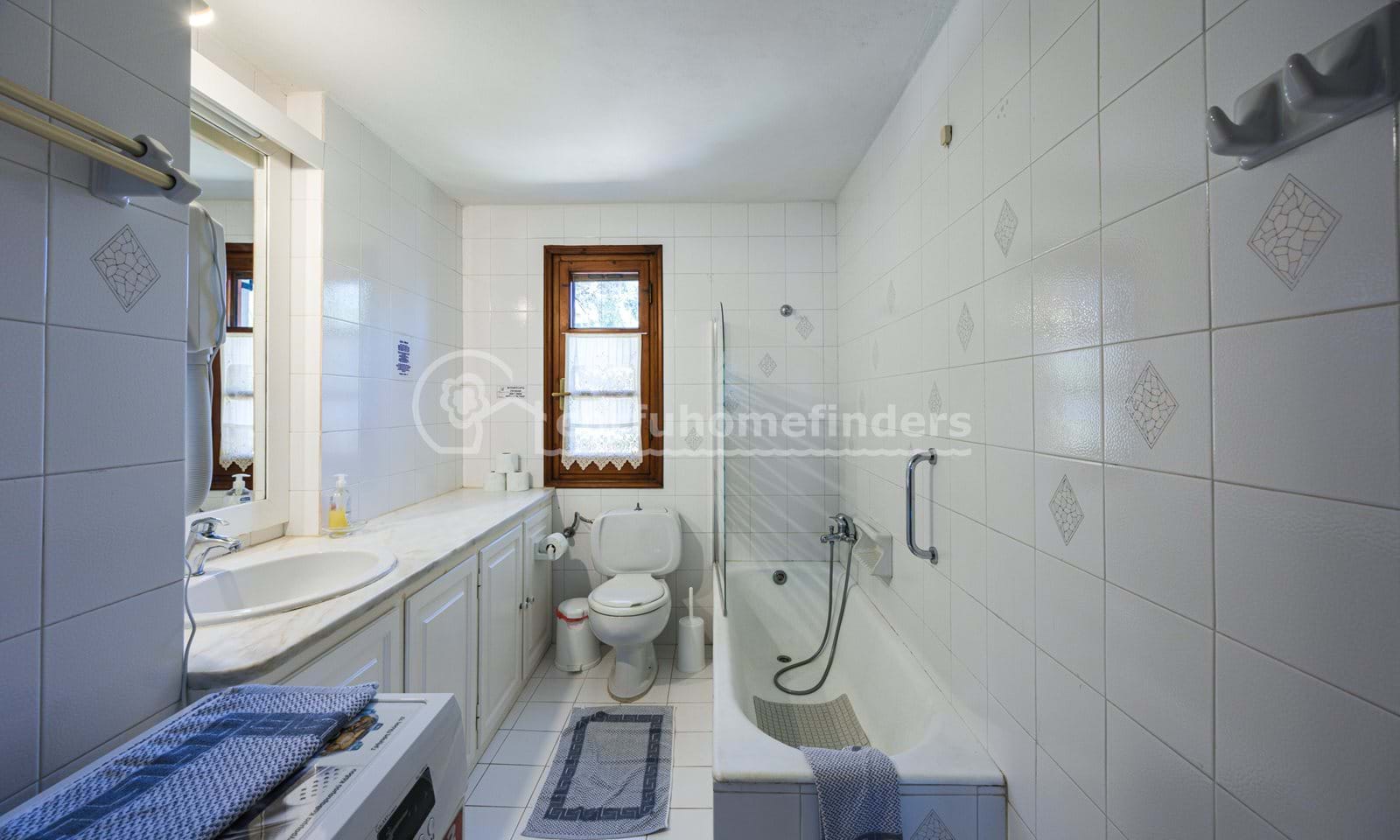 Listing photograph 21 of 28 of the house in Pagi, published by Corfu Home Finders.