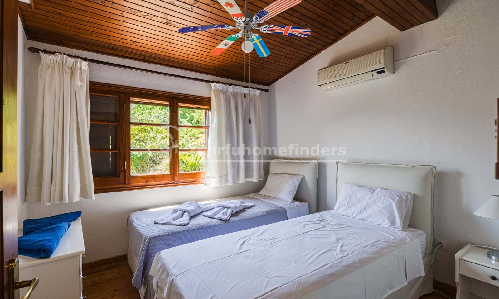 Listing photograph 22 of 28 of the house in Pagi, published by Corfu Home Finders.