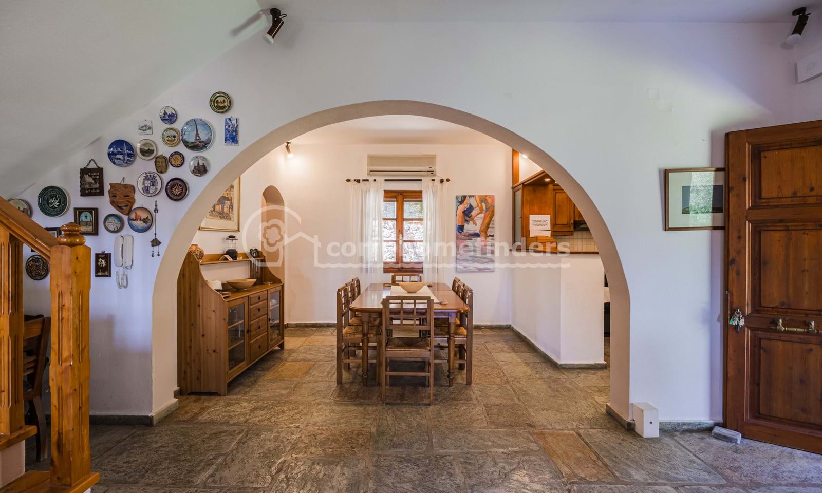 Listing photograph 10 of 28 of the house in Pagi, published by Corfu Home Finders.