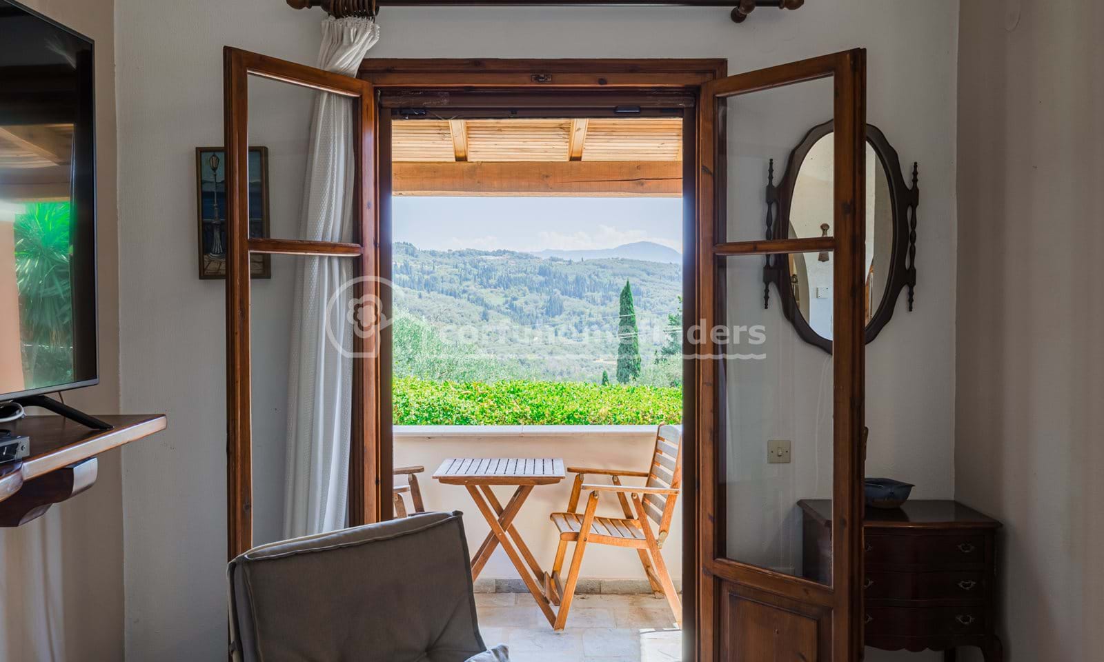 Listing photograph 8 of 28 of the house in Pagi, published by Corfu Home Finders.