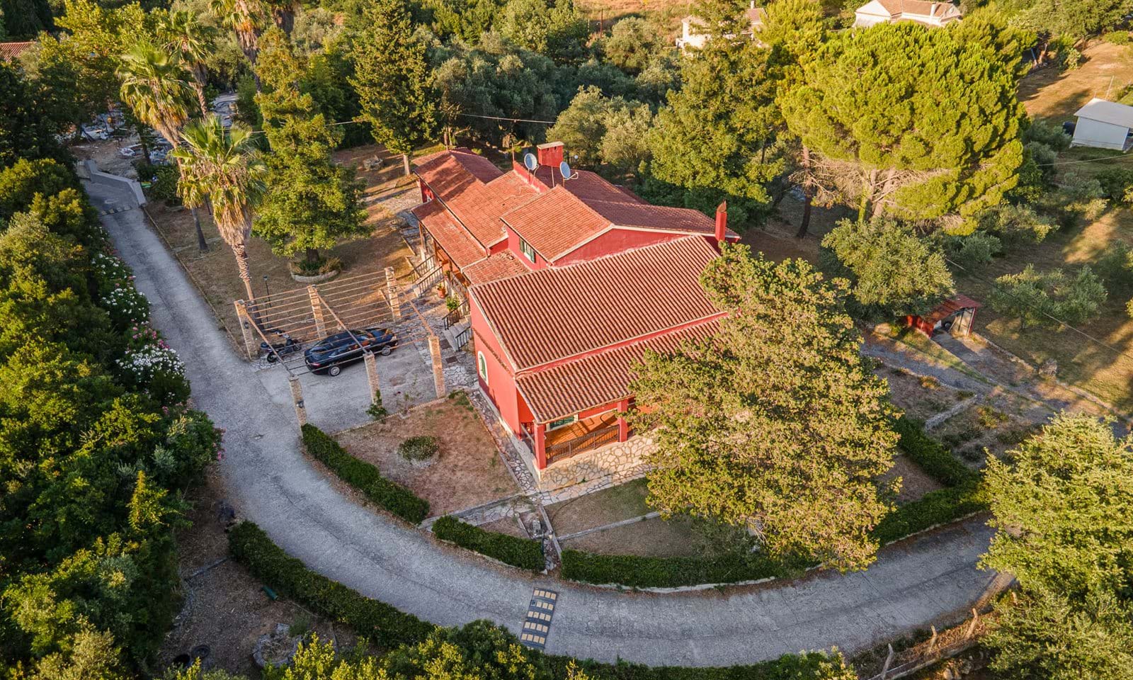 Listing photograph 28 of 29 of the house in Kynopiastes, published by Corfu Home Finders.