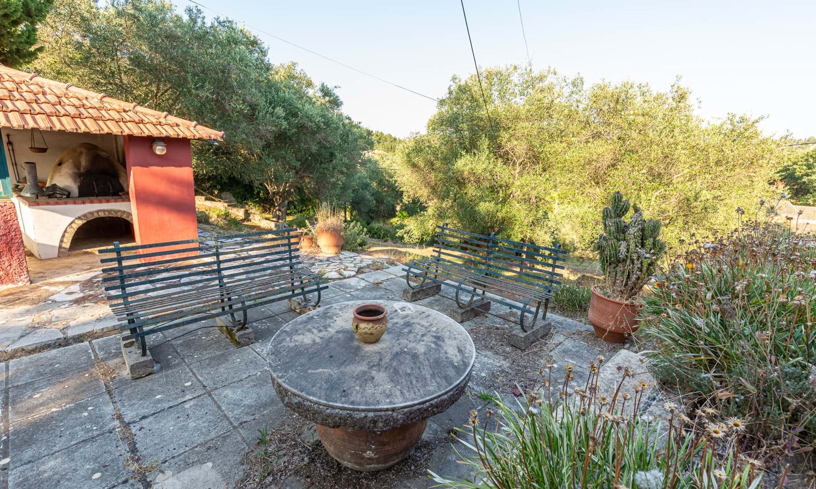Listing photograph 27 of 29 of the house in Kynopiastes, published by Corfu Home Finders.