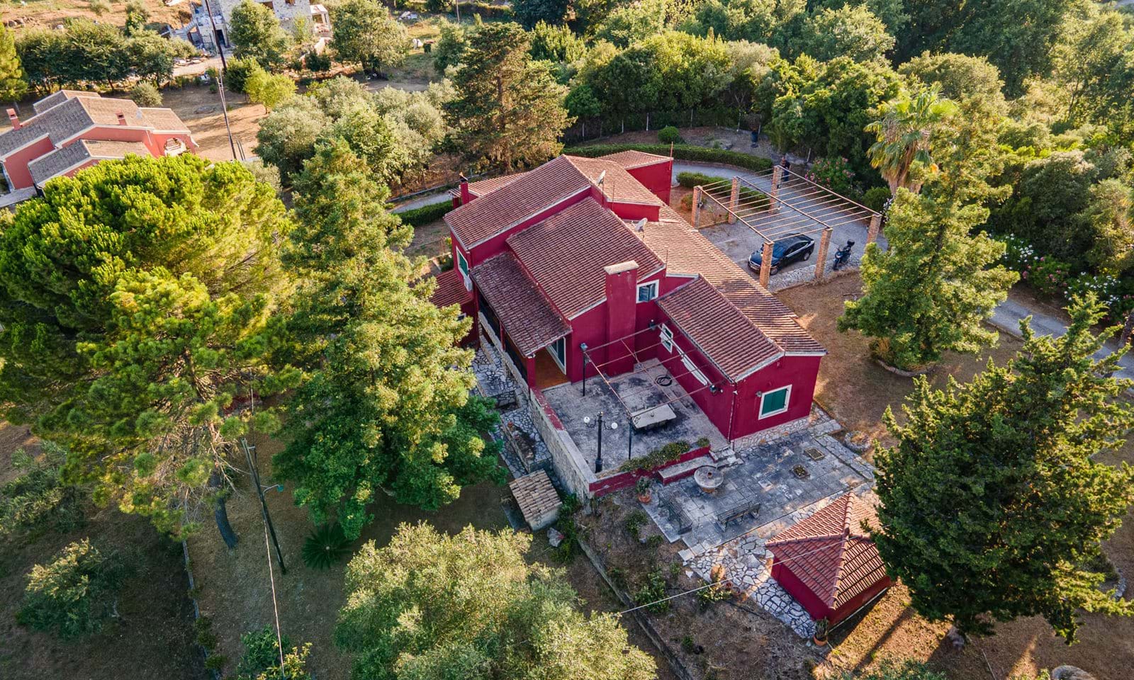 Listing photograph 1 of 29 of the house in Kynopiastes, published by Corfu Home Finders.