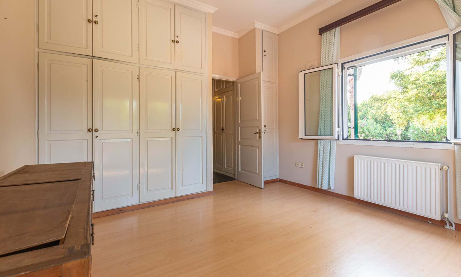 Listing photograph 13 of 29 of the house in Kynopiastes, published by Corfu Home Finders.