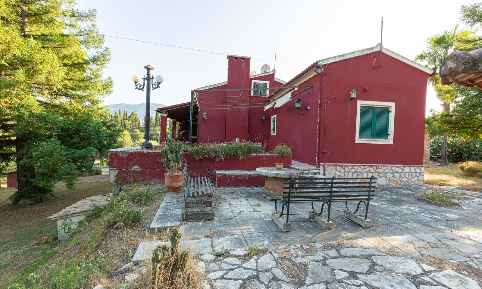 Listing photograph 3 of 29 of the house in Kynopiastes, published by Corfu Home Finders.
