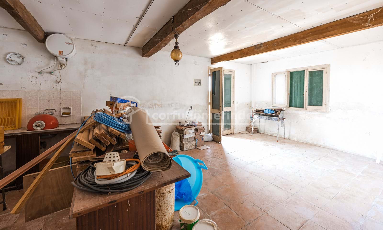 Listing photograph 16 of 18 of the house in Agii Douli, published by Corfu Home Finders.