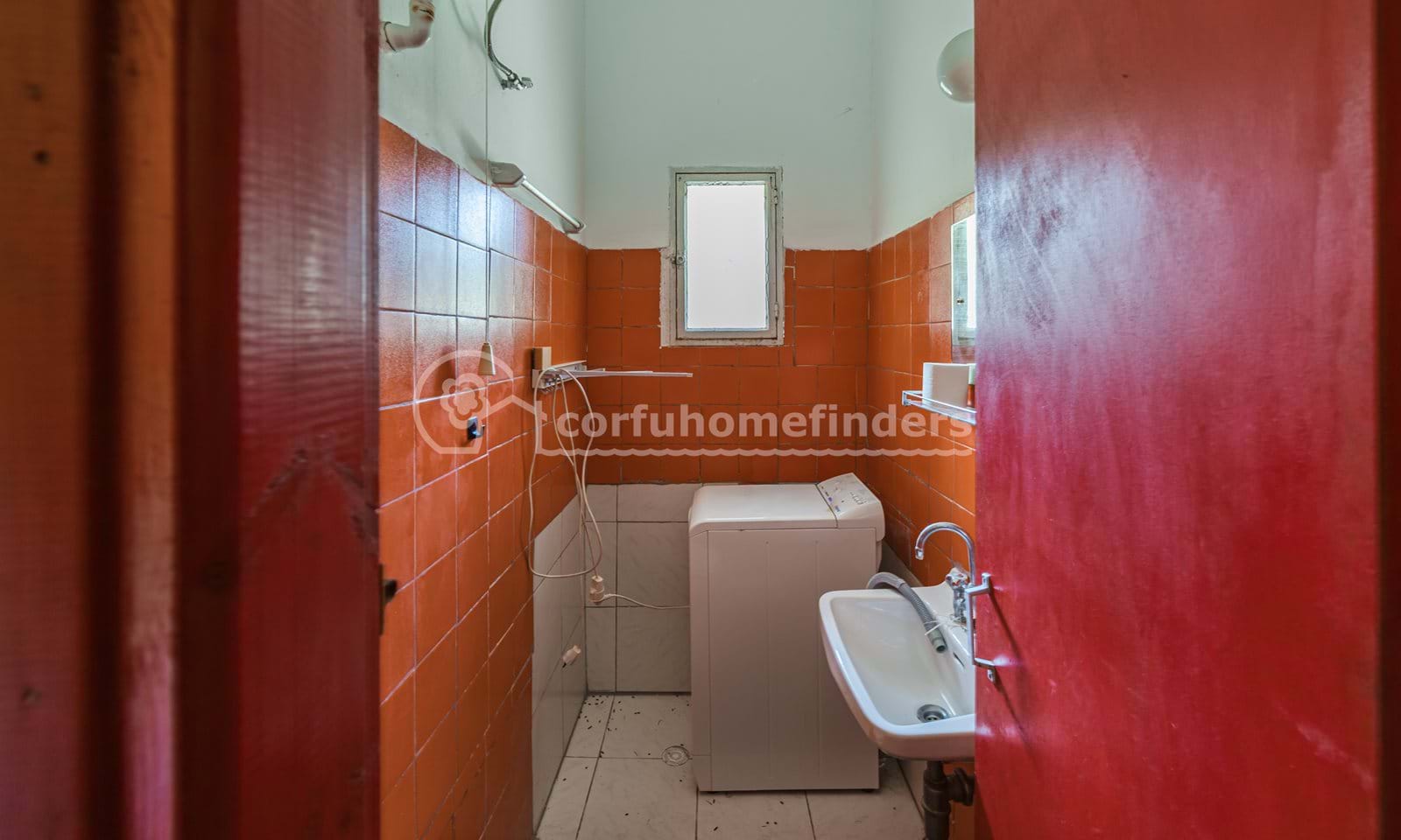 Listing photograph 9 of 18 of the house in Agii Douli, published by Corfu Home Finders.