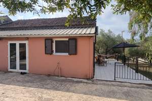 EUCALYPTUS, Moraitika, Corfu