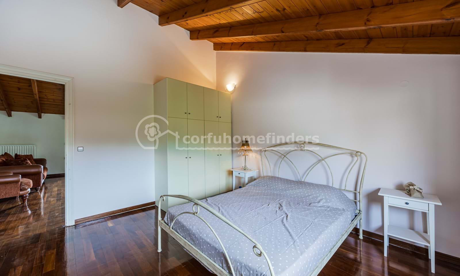 Listing photograph 20 of 25 of the house in Karousades, published by Corfu Home Finders.